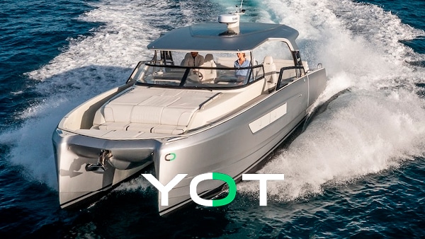 Yot-catamaranes-marca